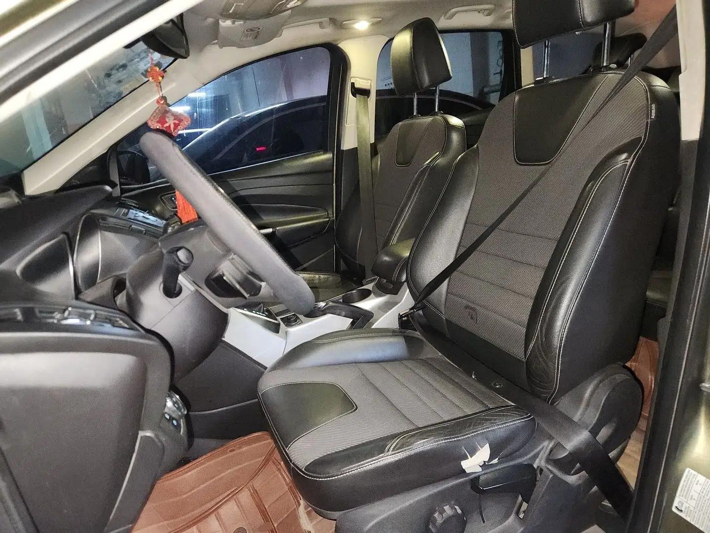 Ford Kuga 2013 1.6L GTDi Two-Wheel-Drive Trend Model — миниатюра 15