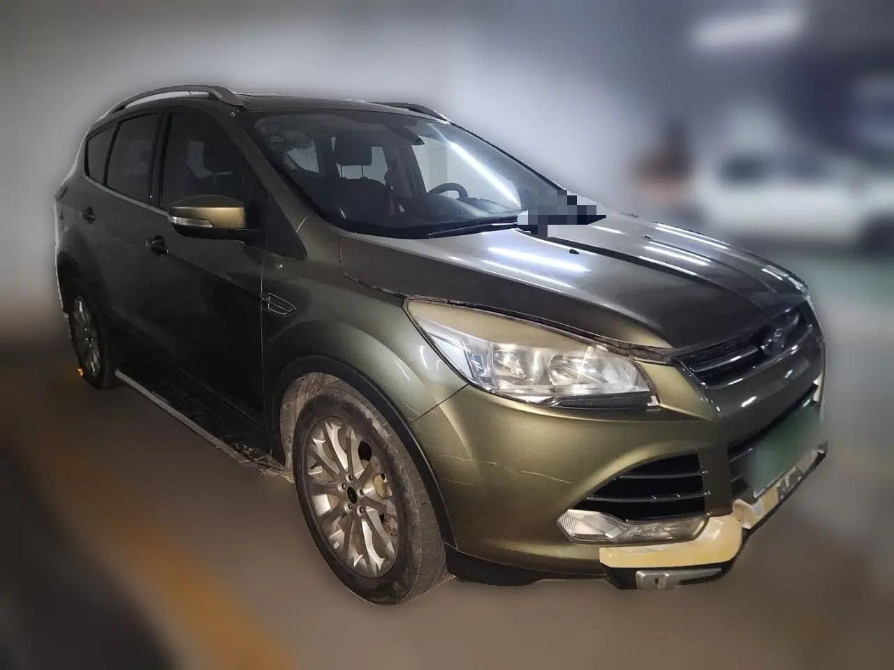Ford Kuga 2013 1.6L GTDi Two-Wheel-Drive Trend Model — миниатюра 3