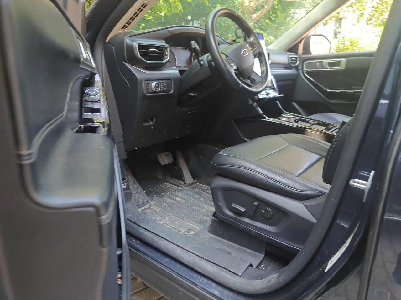 Ford Explorer 2020 EcoBoost 285 Rear-Drive Trend Edition 7-Seater — миниатюра 19