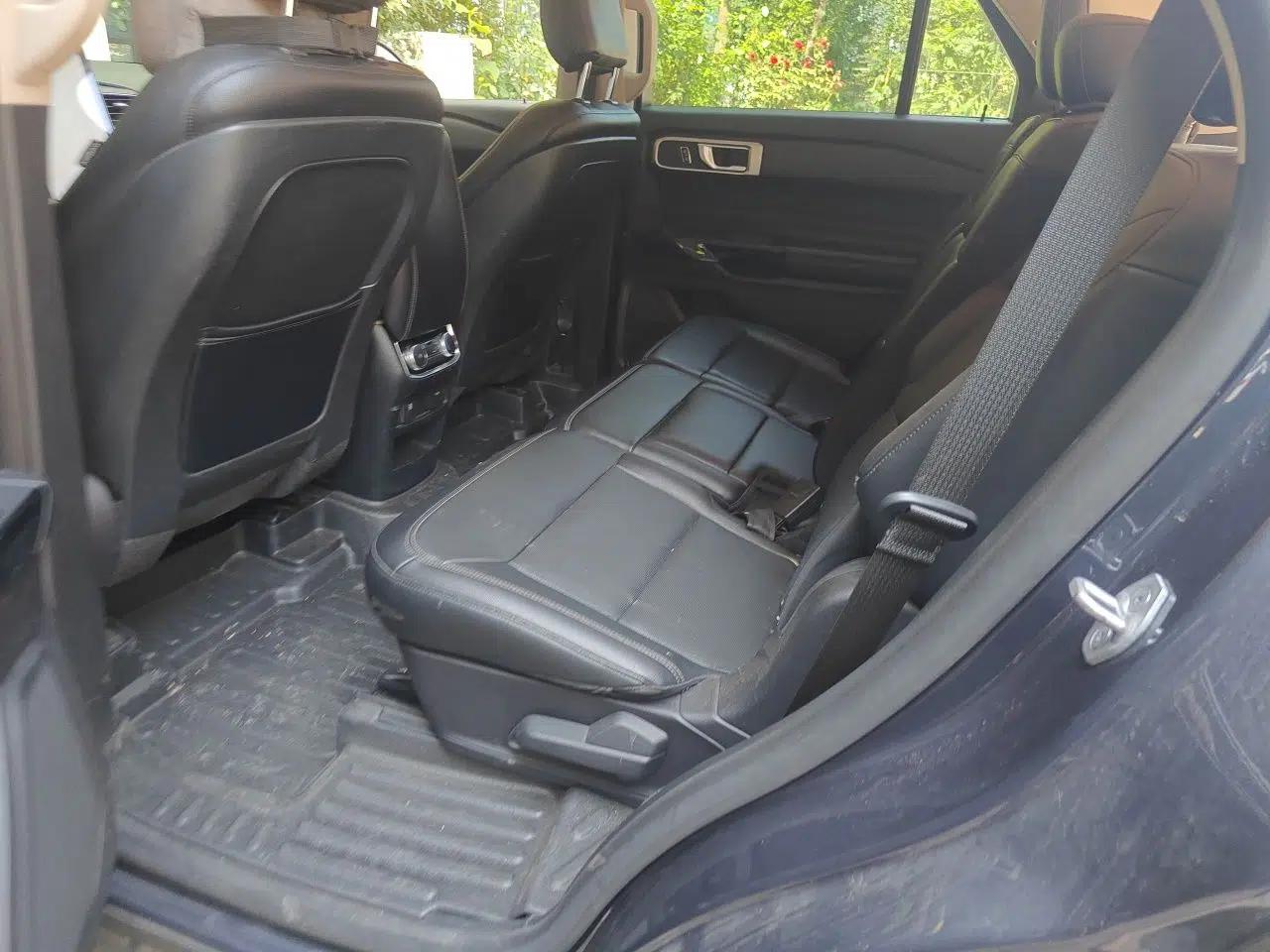 Ford Explorer 2020 EcoBoost 285 Rear-Drive Trend Edition 7-Seater — миниатюра 20
