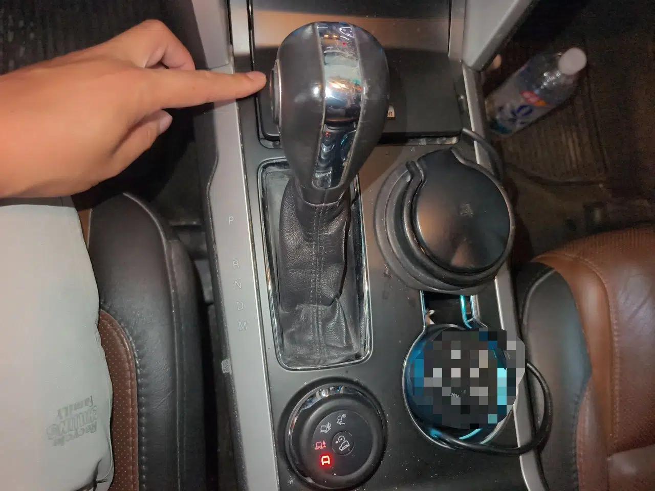 Ford Explorer 2013 3.5L Deluxe Model — миниатюра 14