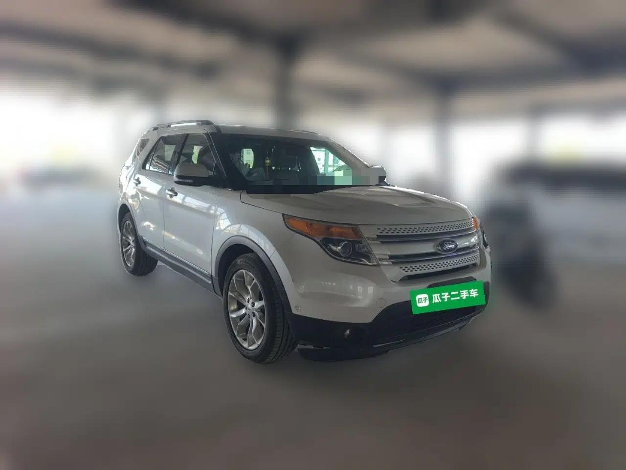 Ford Explorer 2013 3.5L Deluxe Model — миниатюра 3