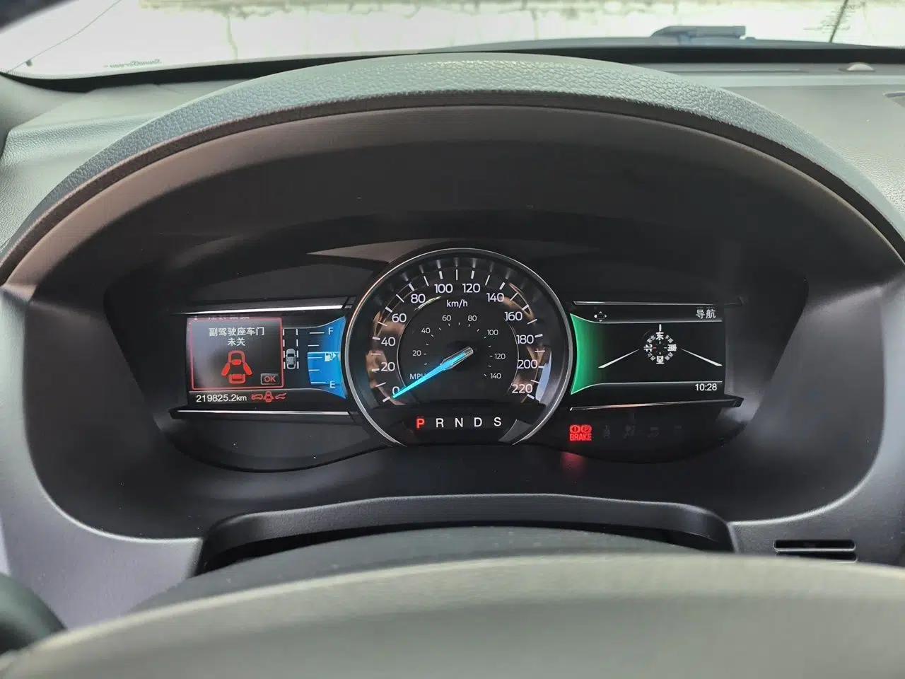 Ford Explorer 2017 3.5T Elite Edition — миниатюра 11