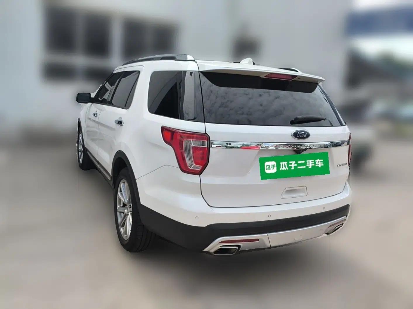 Ford Explorer 2017 3.5T Elite Edition — миниатюра 4