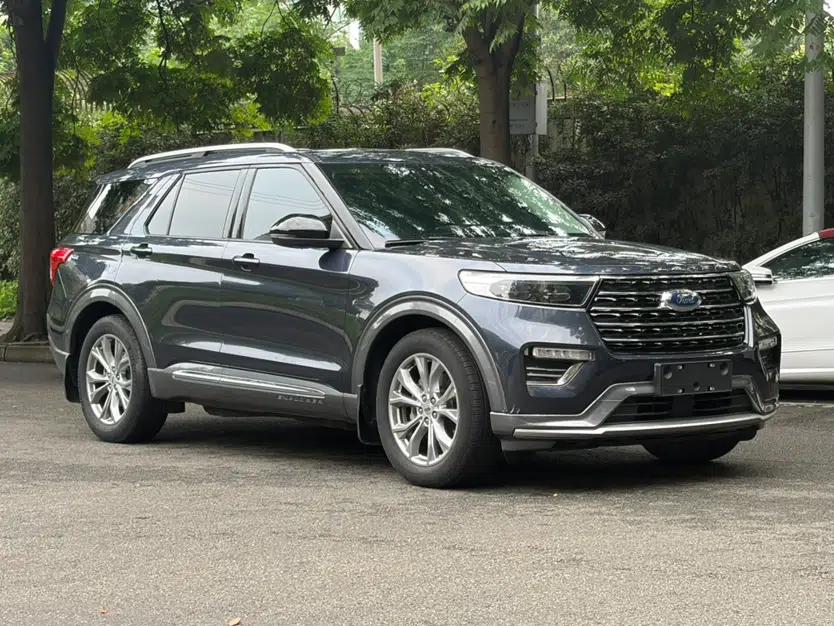 Ford Explorer 2020 EcoBoost 285 Rear-Drive Trend Edition 7-Seater — миниатюра 15