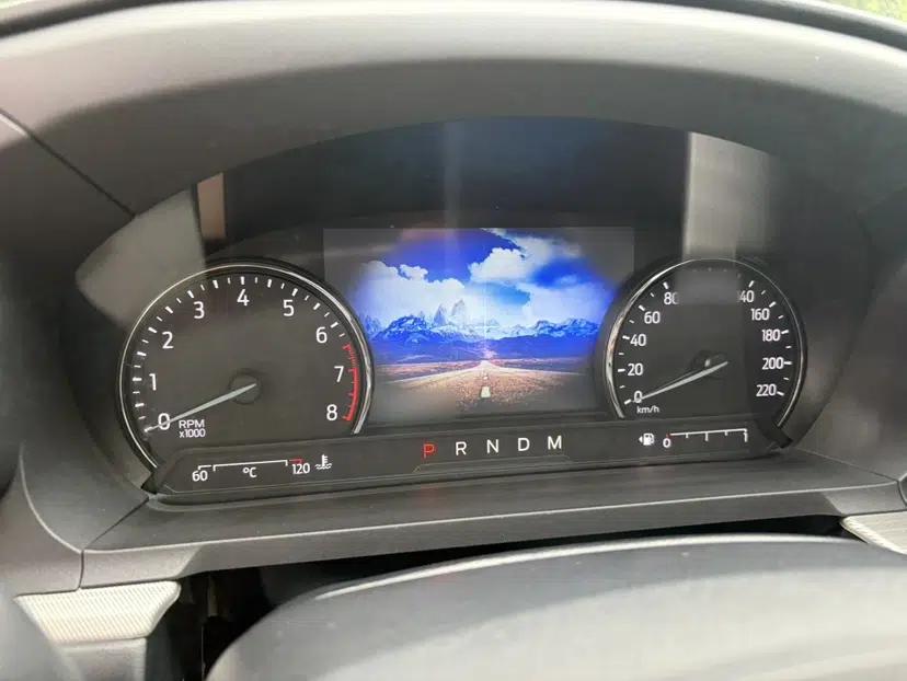 Ford Explorer 2020 EcoBoost 285 Rear-Drive Trend Edition 7-Seater — миниатюра 20