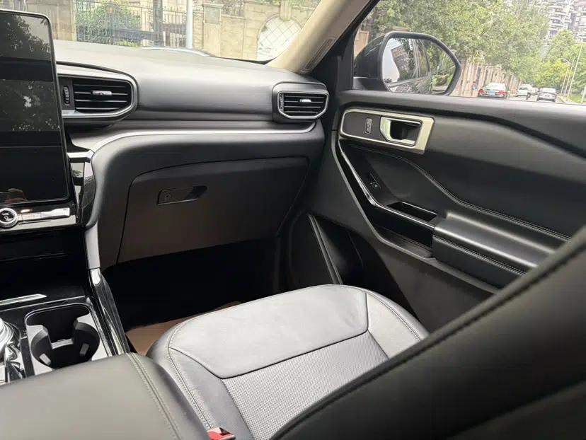 Ford Explorer 2020 EcoBoost 285 Rear-Drive Trend Edition 7-Seater — миниатюра 30