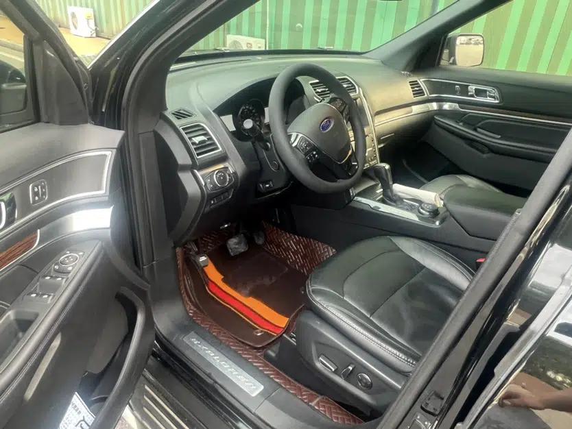 Ford Explorer 2017 2.3T Elite Edition — миниатюра 9