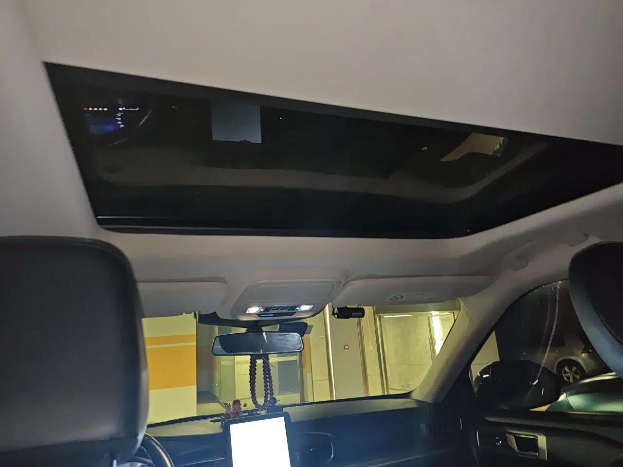 Ford Explorer 2020 EcoBoost 285 4x4 Trend Edition 7-Seater — миниатюра 18