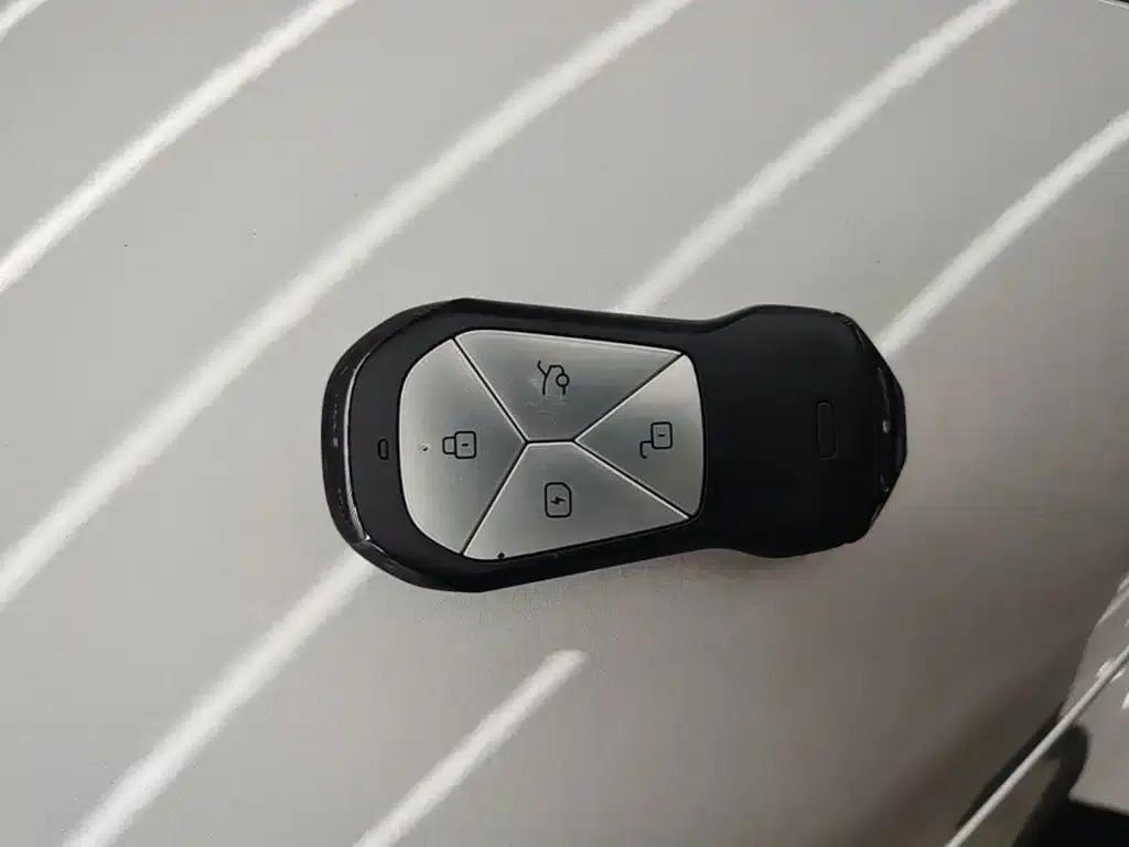XPeng G6 2024 Model 580 Long Range Plus — миниатюра 9