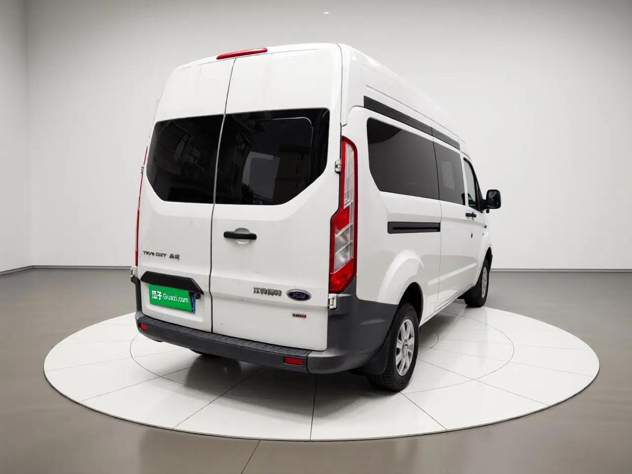 Ford Transit 2019 2.0T Diesel Multi-Purpose Commercial Vehicle Mid-Drive Mid-Roof 6-Seater China VI Standard — миниатюра 6