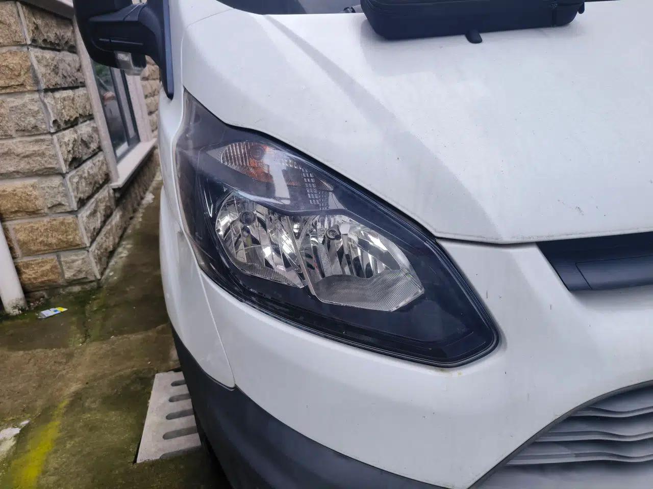 Ford Transit 2019 2.0T Diesel Multi-Purpose Commercial Vehicle Mid-Drive Mid-Roof 6-Seater China VI Standard — миниатюра 7