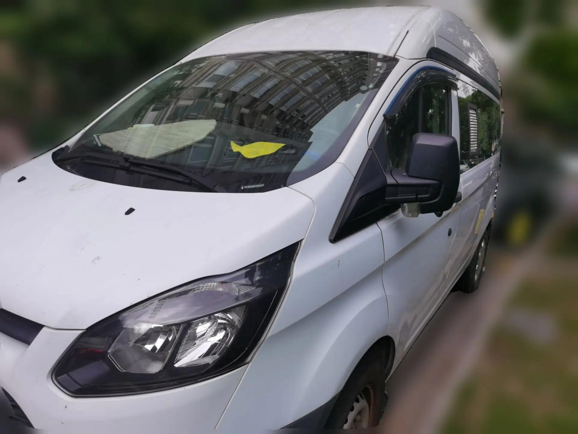 Ford Transit 2017 2.0T Gasoline Automatic Multi-Function Commercial Vehicle Short Wheelbase Mid-Roof China V Standard — миниатюра 1