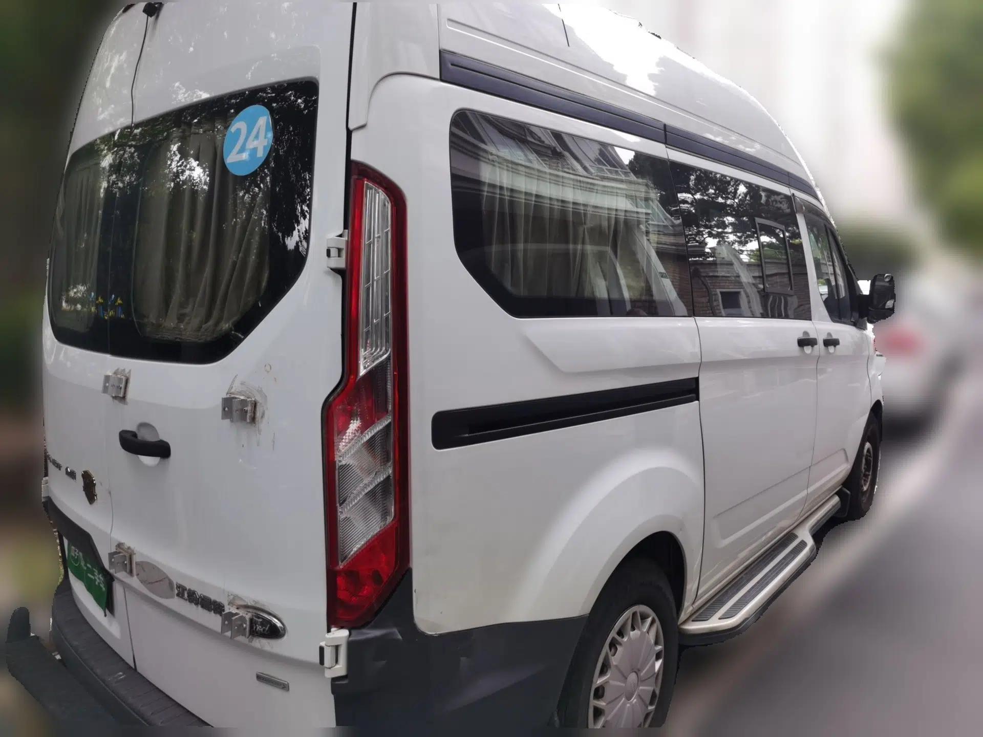 Ford Transit 2017 2.0T Gasoline Automatic Multi-Function Commercial Vehicle Short Wheelbase Mid-Roof China V Standard — миниатюра 6
