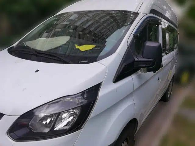 Ford Transit 2017 2.0T Gasoline Automatic Multi-Function Commercial Vehicle Short Wheelbase Mid-Roof China V Standard