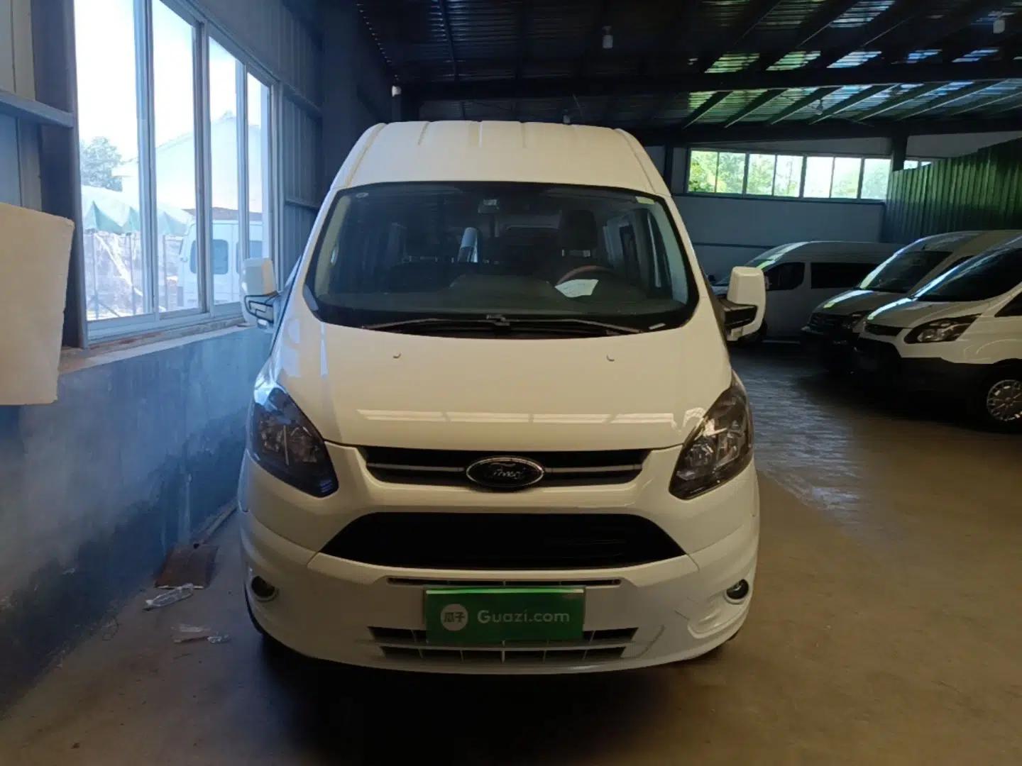 Ford Transit 2019 2.0T Diesel Commercial & Travel Mid-axle Mid-roof 9-Seater China VI — миниатюра 2