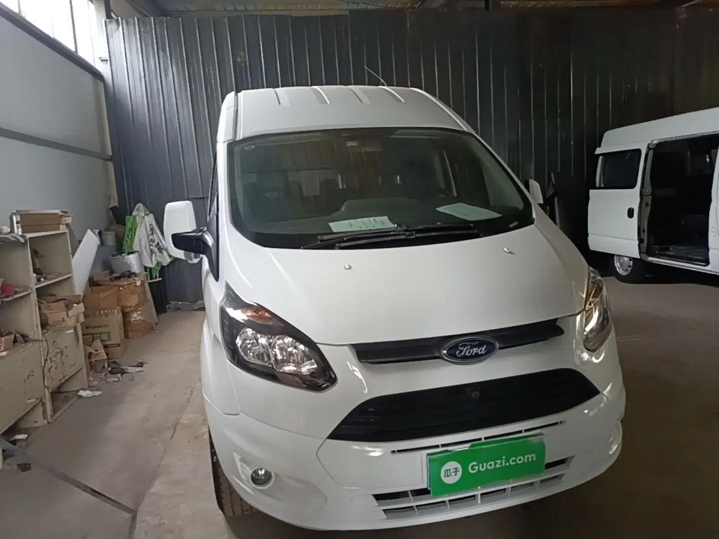 Ford Transit 2021 2.0T Diesel Manual Advanced Commercial Traveler Mid-Chassis Mid-Roof 9-Seater China VI — миниатюра 2