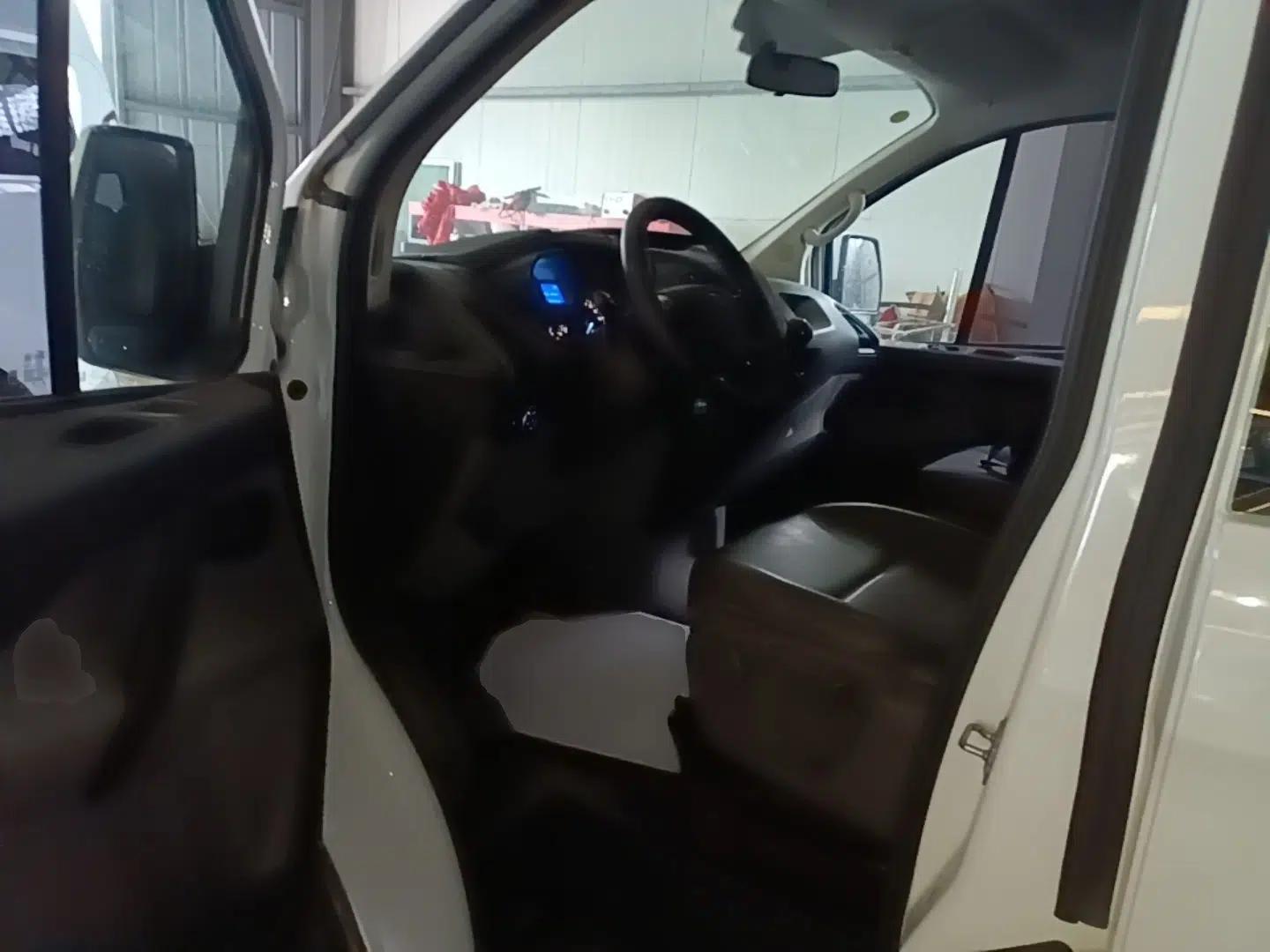 Ford Transit 2021 2.0T Diesel Manual Advanced Commercial Traveler Mid-Chassis Mid-Roof 9-Seater China VI — миниатюра 18