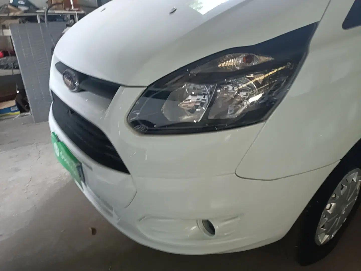Ford Transit 2021 2.0T Diesel Manual Advanced Commercial Traveler Mid-Chassis Mid-Roof 9-Seater China VI — миниатюра 8