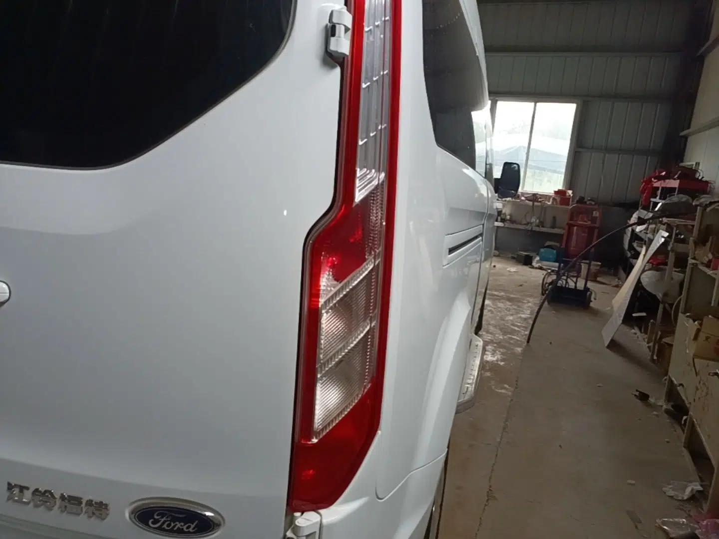 Ford Transit 2021 2.0T Diesel Manual Advanced Commercial Traveler Mid-Chassis Mid-Roof 9-Seater China VI — миниатюра 9
