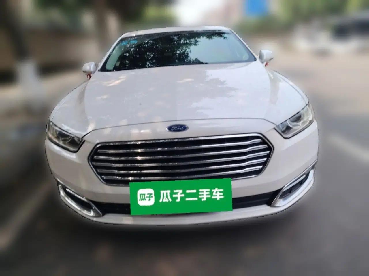 Ford Taurus 2017 EcoBoost 245 Fashion Edition — миниатюра 2