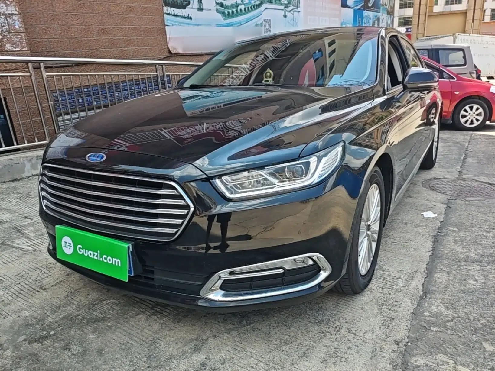 Ford Taurus 2015 EcoBoost 245 Fashion Edition — миниатюра 1