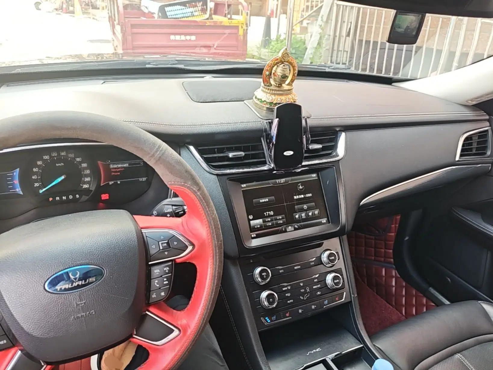 Ford Taurus 2015 EcoBoost 245 Fashion Edition — миниатюра 12