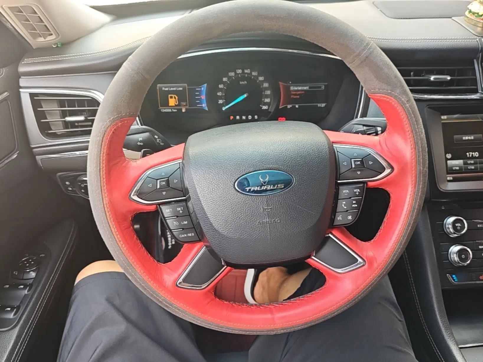 Ford Taurus 2015 EcoBoost 245 Fashion Edition — миниатюра 13