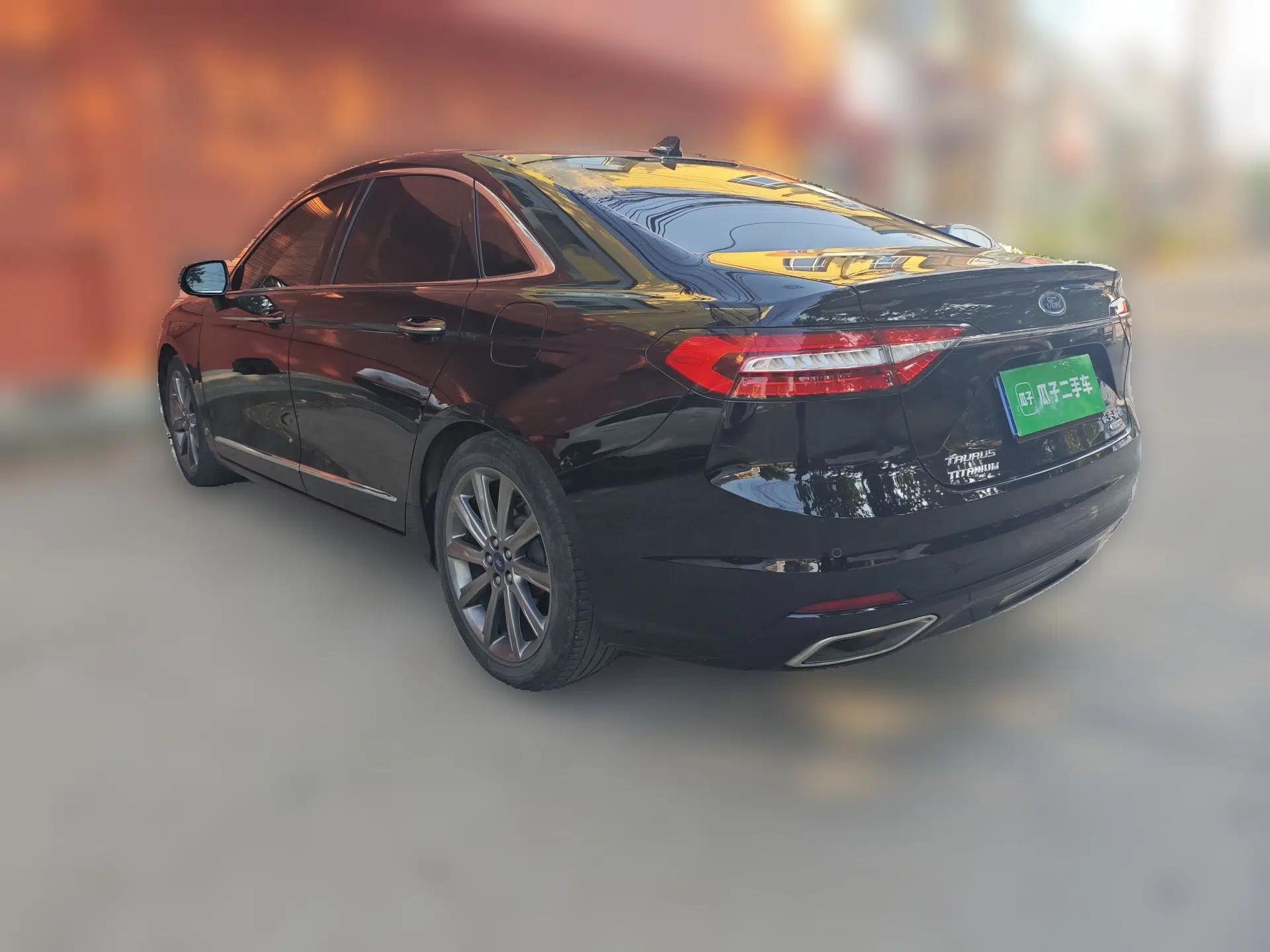 Ford Taurus 2019 EcoBoost 245 Premium Edition — миниатюра 4