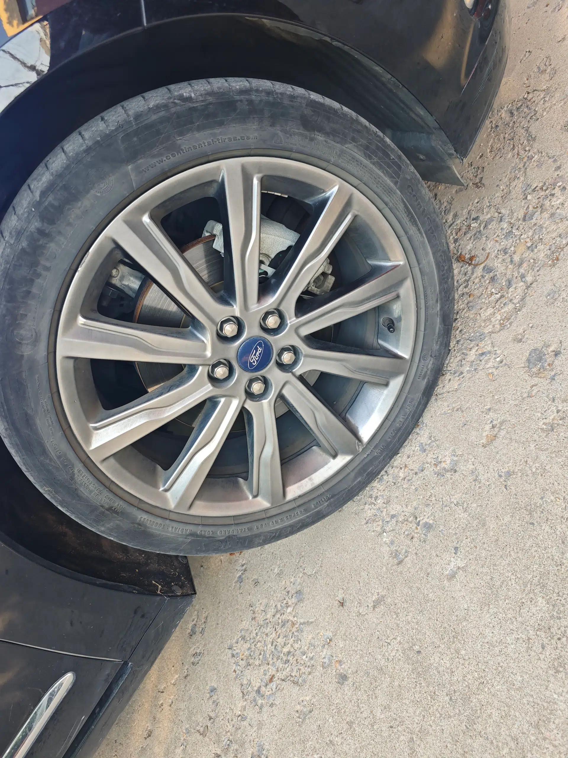 Ford Taurus 2019 EcoBoost 245 Premium Edition — миниатюра 8