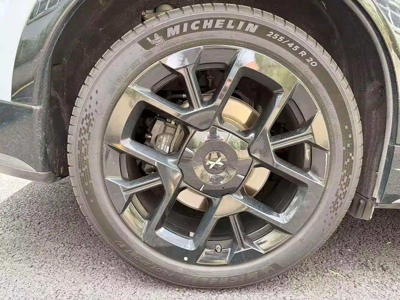 XPeng G7 2025 Model 702 Ultra with Extended Range — миниатюра 3