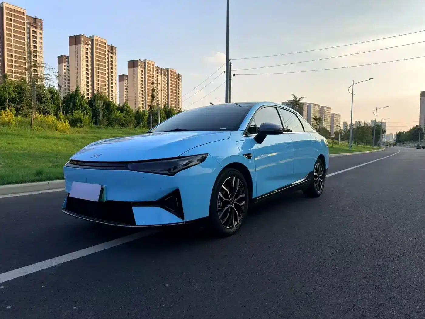 XPeng P5 2023 Smart Edition — миниатюра 1