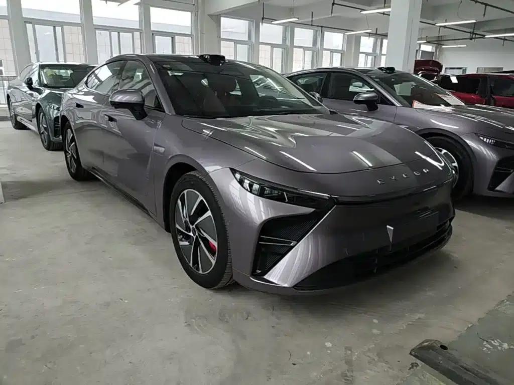 Exeed ES 2025 Range Extender Max Urban Driving Assist — миниатюра 4