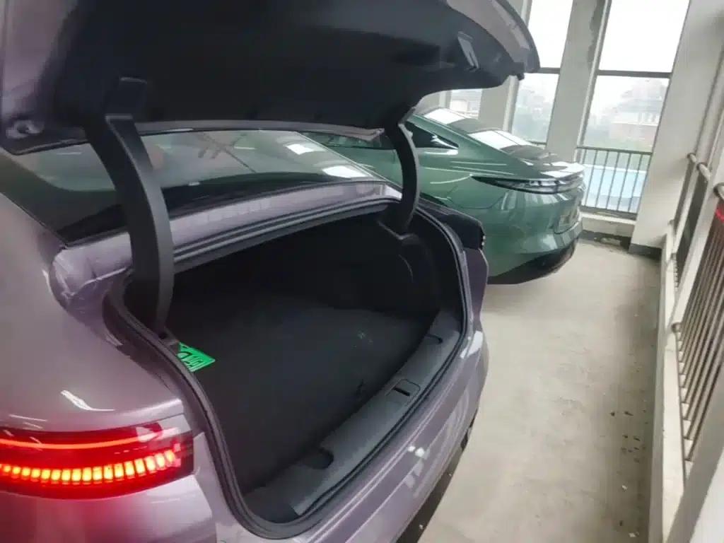 Exeed ES 2025 Range Extender Max Urban Driving Assist — миниатюра 19