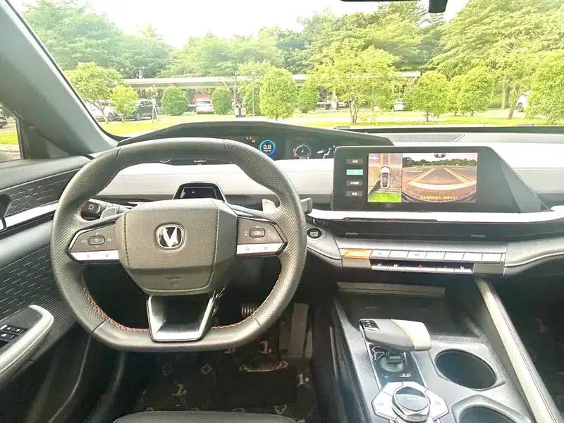 Changan UNI-V 2022 1.5T Smart Navigation Edition — миниатюра 13