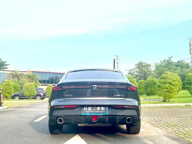 Changan UNI-V 2022 1.5T Smart Navigation Edition — миниатюра 5