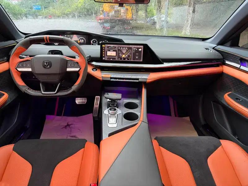 Changan UNI-V 2023 1.5T Sport Edition — миниатюра 8