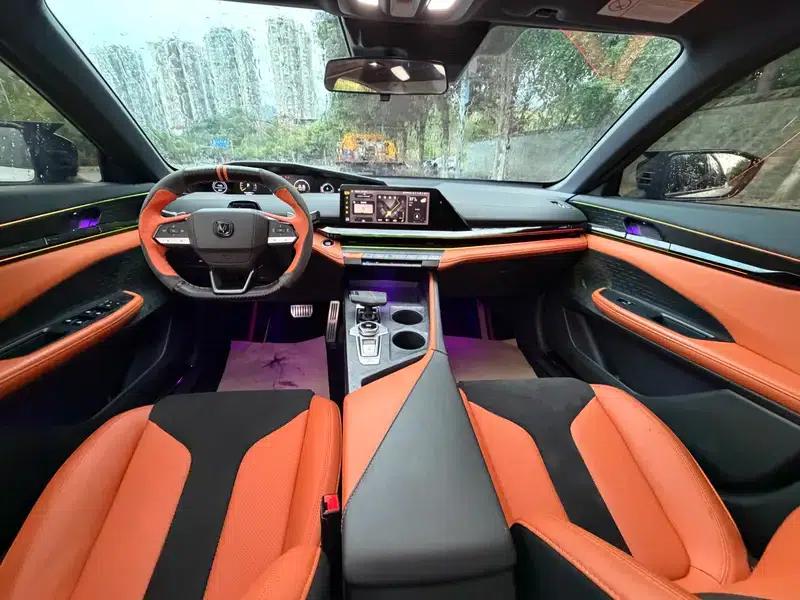 Changan UNI-V 2023 1.5T Sport Edition — миниатюра 9
