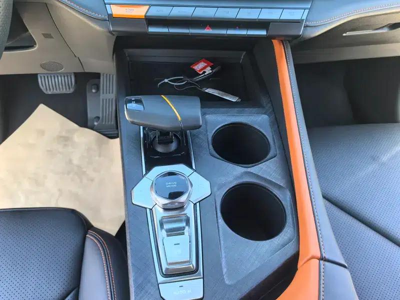 Changan UNI-V 2022 1.5T Premium Edition — миниатюра 8