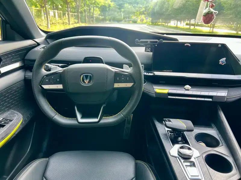 Changan UNI-V 2022 1.5T Smart Navigation Edition — миниатюра 8