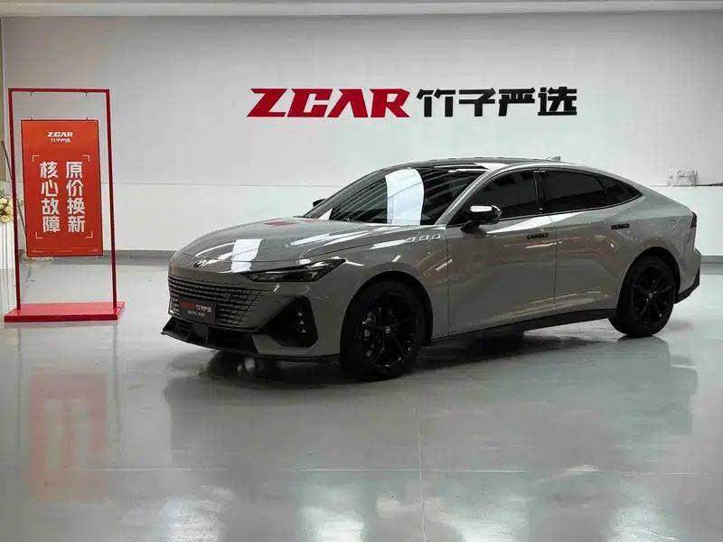 Changan UNI-V 2022 1.5T Premium Edition — миниатюра 1