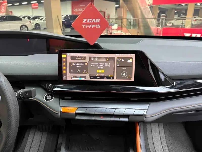 Changan UNI-V 2022 1.5T Premium Edition — миниатюра 29