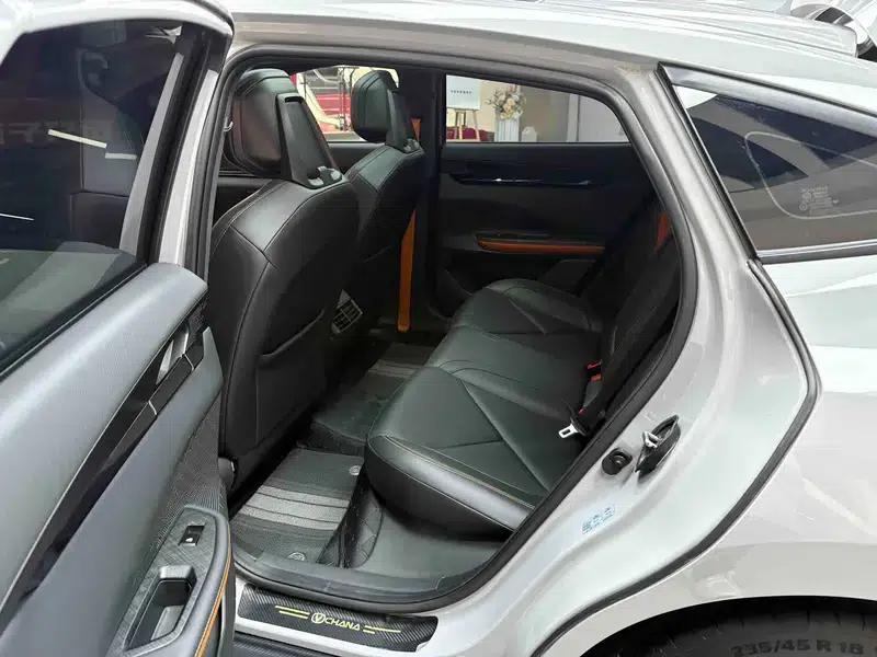 Changan UNI-V 2022 1.5T Premium Edition — миниатюра 36