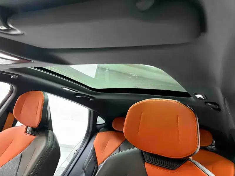 Changan UNI-V 2022 1.5T Premium Edition — миниатюра 37