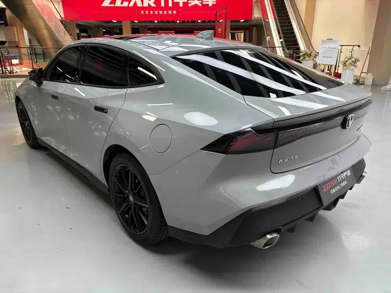 Changan UNI-V 2022 1.5T Premium Edition — миниатюра 5