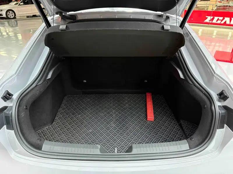 Changan UNI-V 2022 1.5T Premium Edition — миниатюра 44