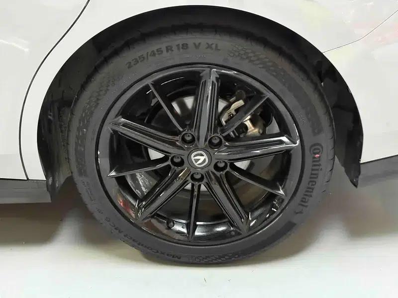 Changan UNI-V 2022 1.5T Premium Edition — миниатюра 9