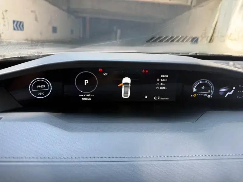 Changan UNI-V 2023 1.5T Premium Edition — миниатюра 11