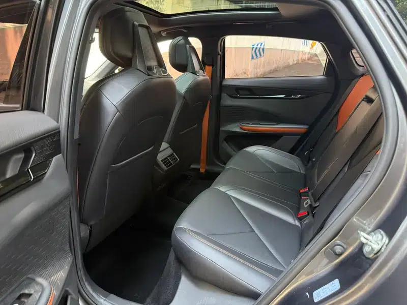 Changan UNI-V 2023 1.5T Premium Edition — миниатюра 13