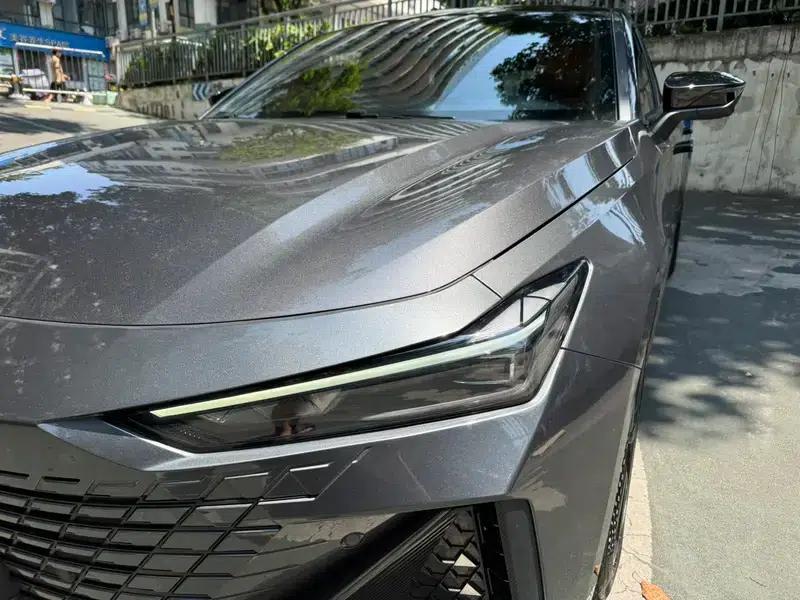 Changan UNI-V 2023 1.5T Premium Edition — миниатюра 8